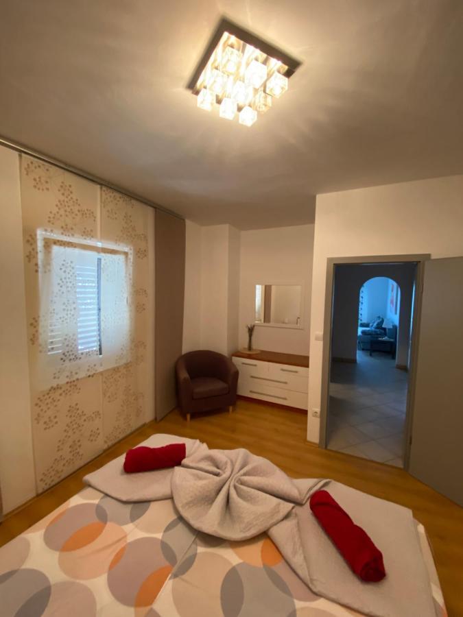 Apartments Lovely Croatia Bol Exterior foto