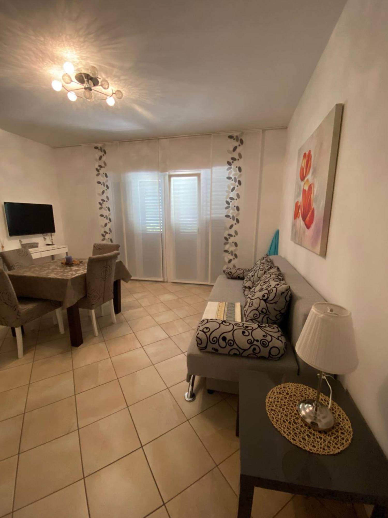 Apartments Lovely Croatia Bol Exterior foto
