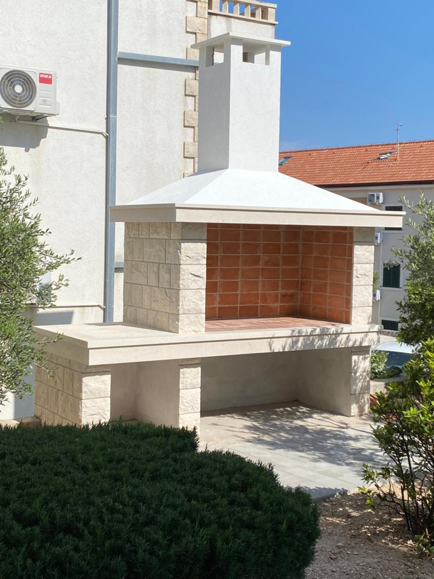 Apartments Lovely Croatia Bol Exterior foto