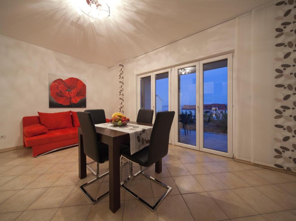 Apartments Lovely Croatia Bol Zimmer foto
